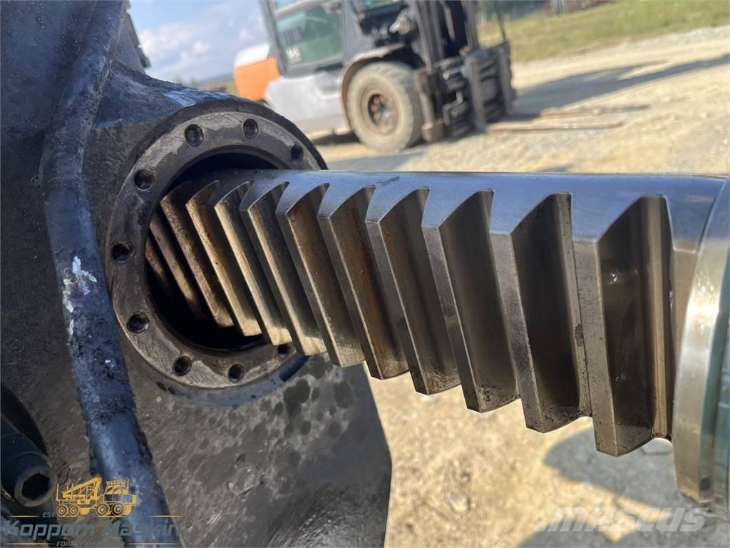 John Deere CH710 Kraner til skovningsmaskine