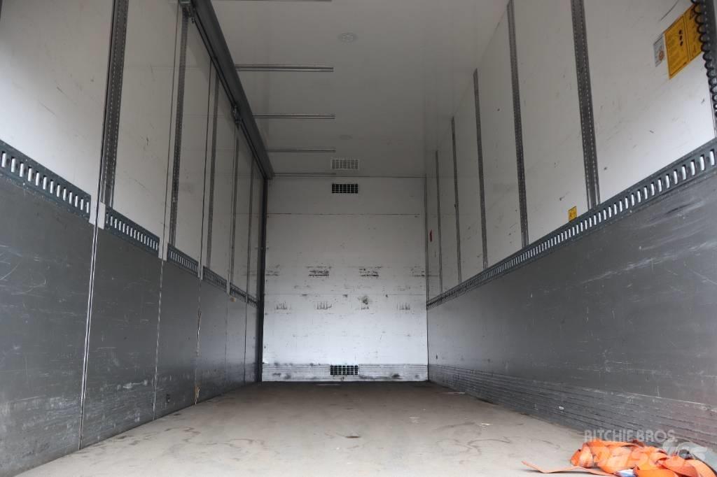 Volvo FM Serie 2595 Fast kasse