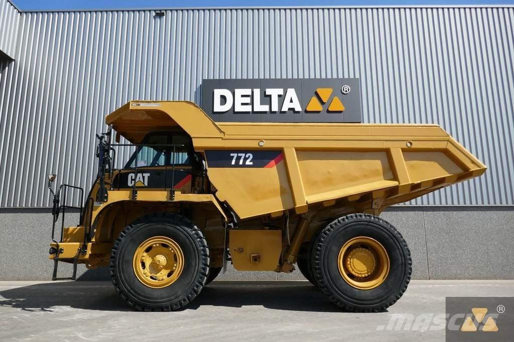 CAT 772 Knækstyrede dumpere