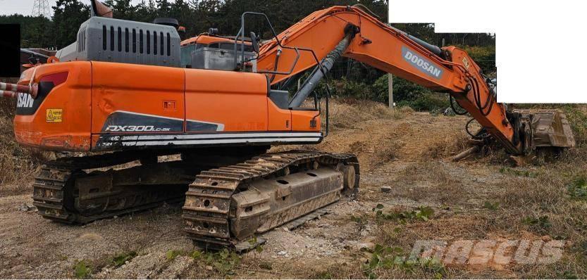 Doosan DX 300 LC-5 Gravemaskiner på larvebånd