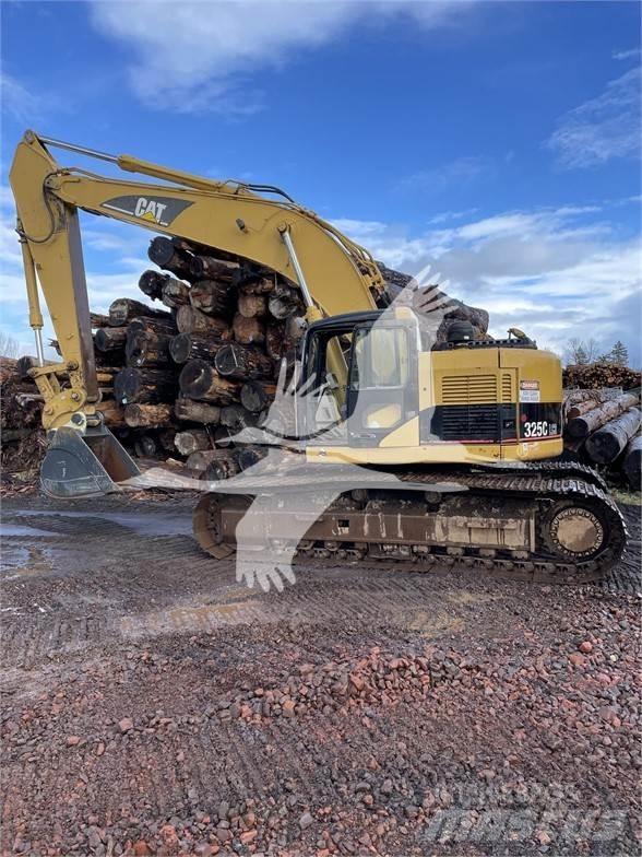 CAT 325C Gravemaskiner på larvebånd