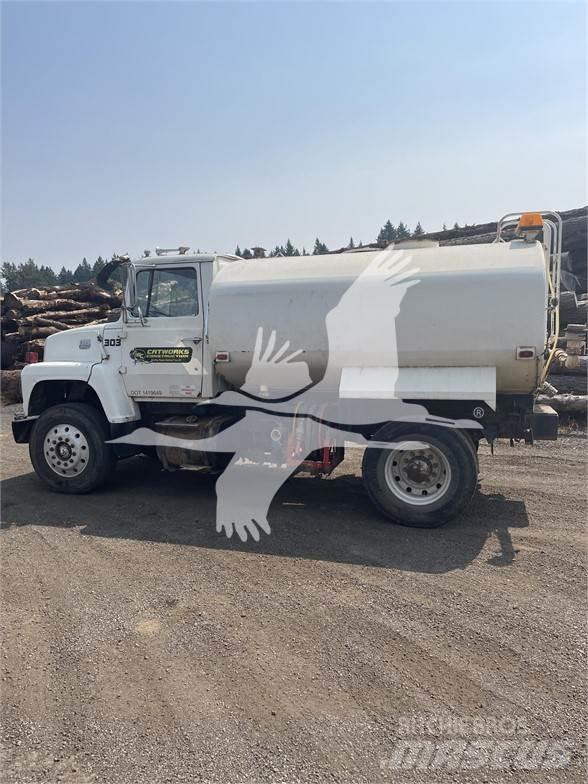 Ford 8000 Tankvogne - vand