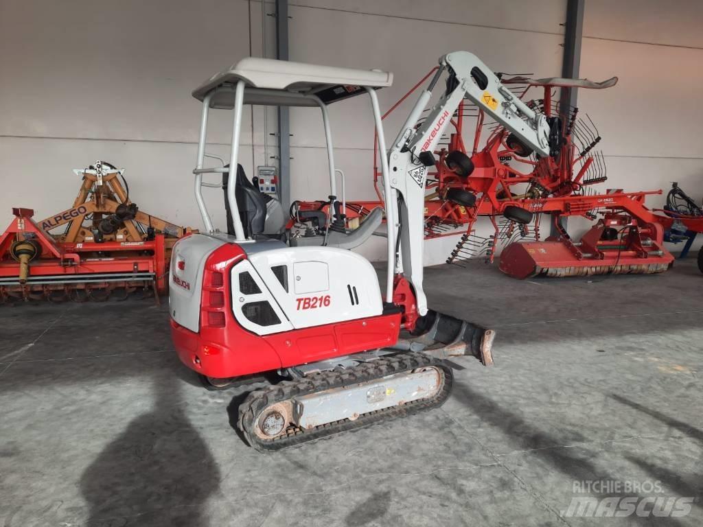 Takeuchi TB216 Minigravemaskiner