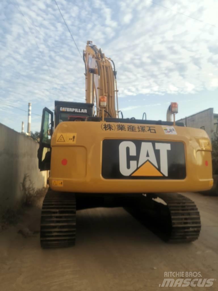 CAT 330 D Gravemaskiner på larvebånd