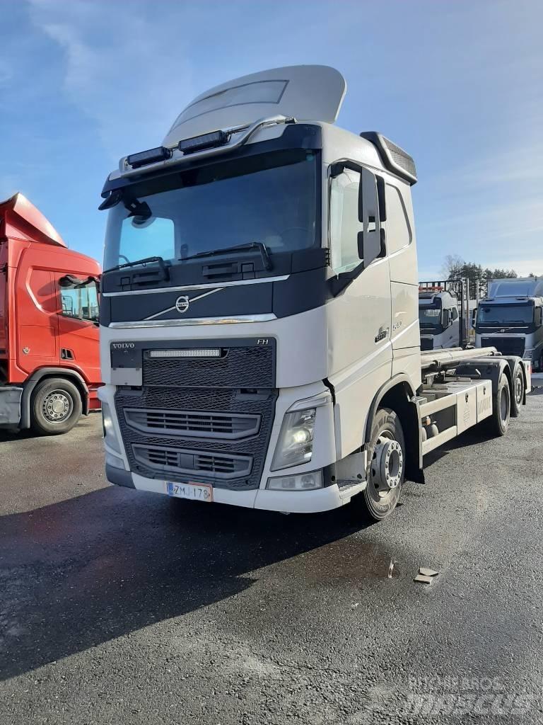 Volvo FH 13 Lastbiler med containerramme / veksellad