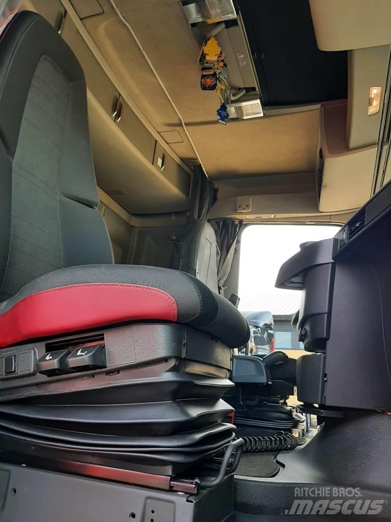 Volvo FH 13 Lastbiler med containerramme / veksellad