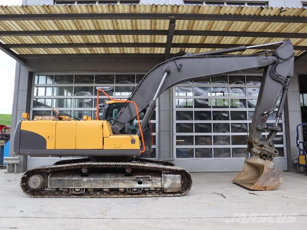 Volvo EC 240 C N L Gravemaskiner på larvebånd