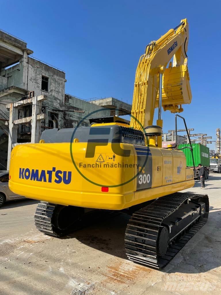 Komatsu PC 300 Gravemaskiner på larvebånd
