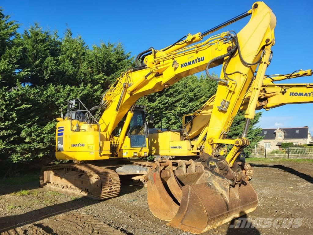 Komatsu PC228USLC-11 Gravemaskiner på larvebånd