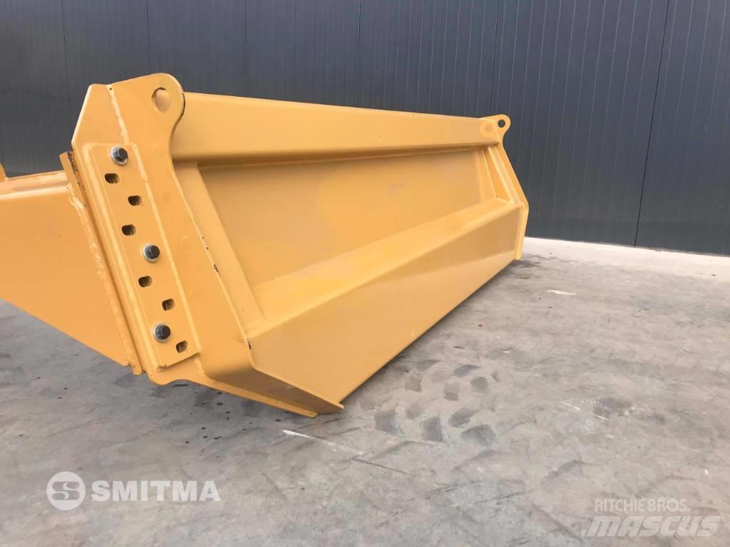 CAT 730C2 Bagklapper