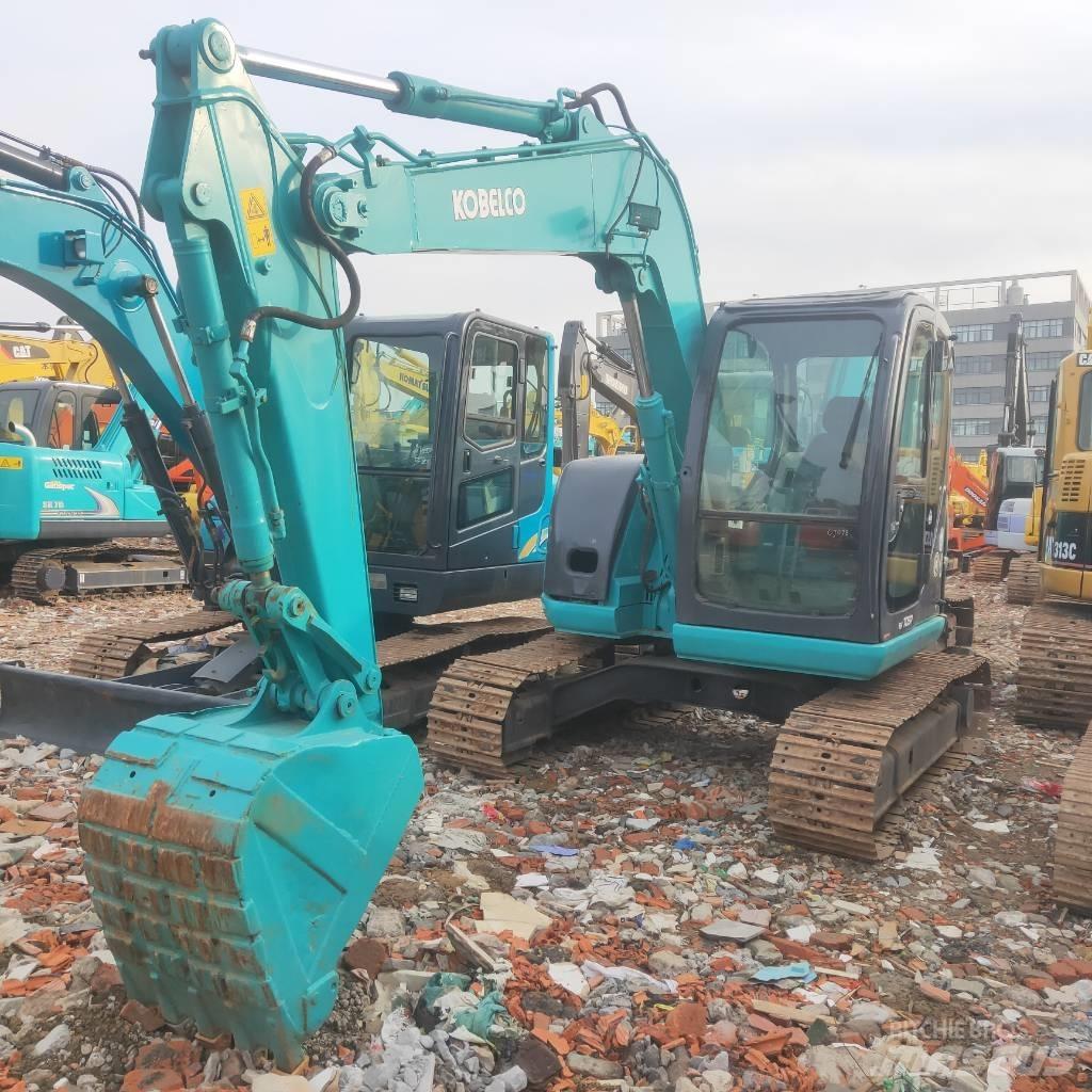 Kobelco SK 70 SR Midi-gravemaskiner 7t - 12t