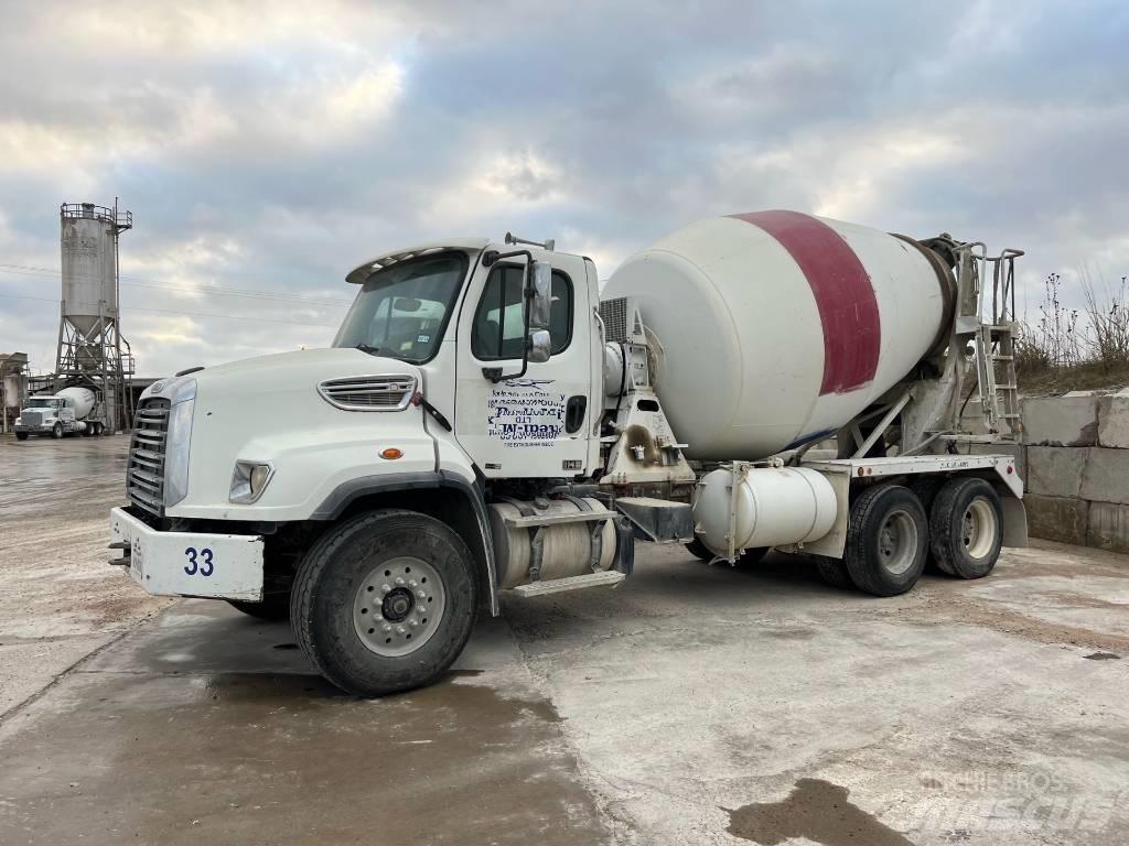 Freightliner SD 114 Andre lastbiler