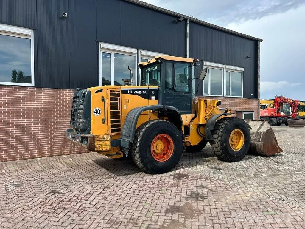 Hyundai HL 740-9A Læssemaskiner på hjul
