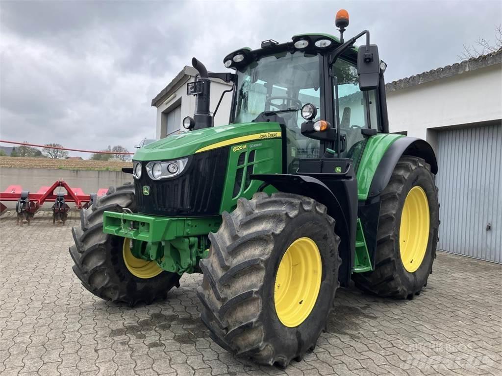 John Deere 6120M Traktorer