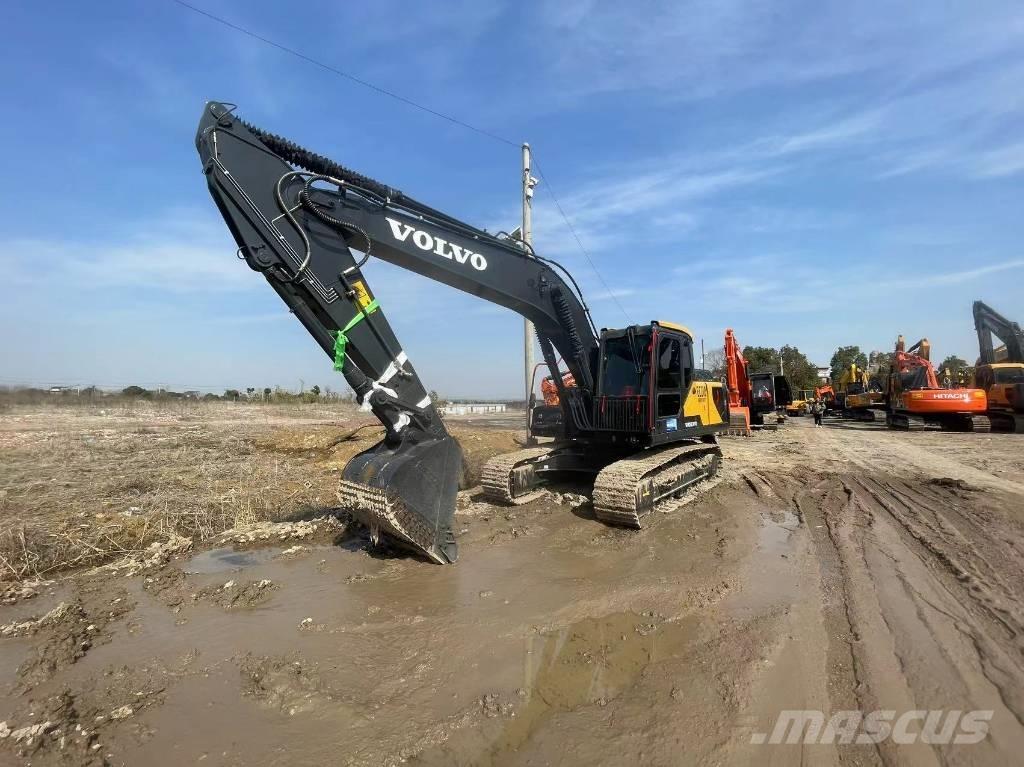 Volvo EC210 Gravemaskiner på larvebånd