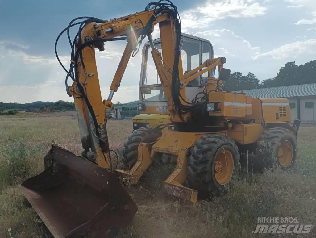 Mecalac 11 CX Gravemaskiner på hjul