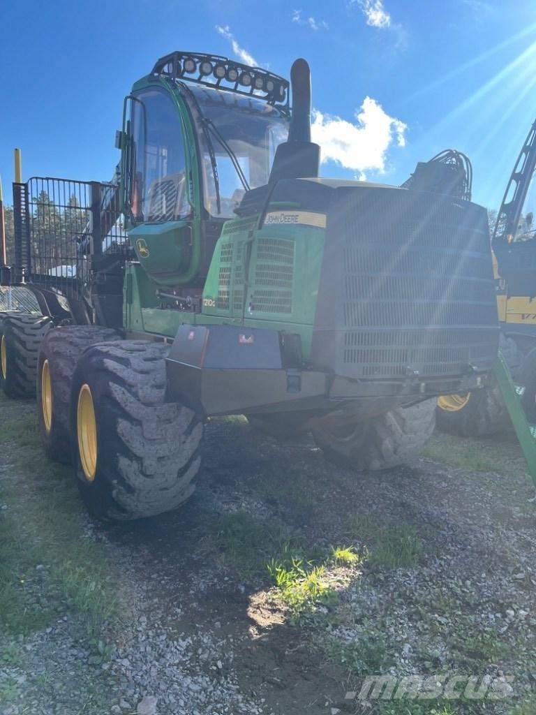 John Deere 1210 G Udkørselsmaskiner