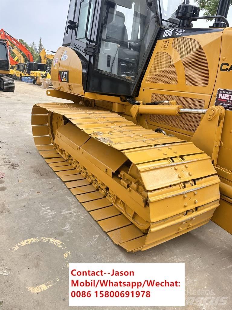 CAT D5K Bulldozer på larvebånd
