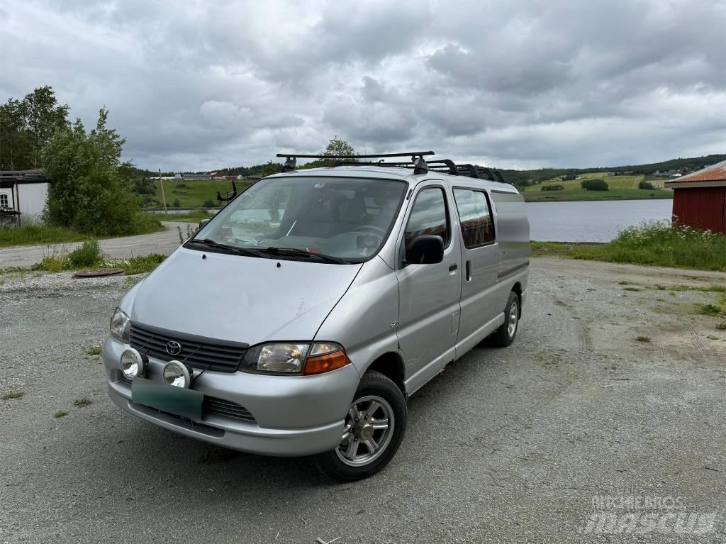 Toyota Hiace 4x4 Varevogne