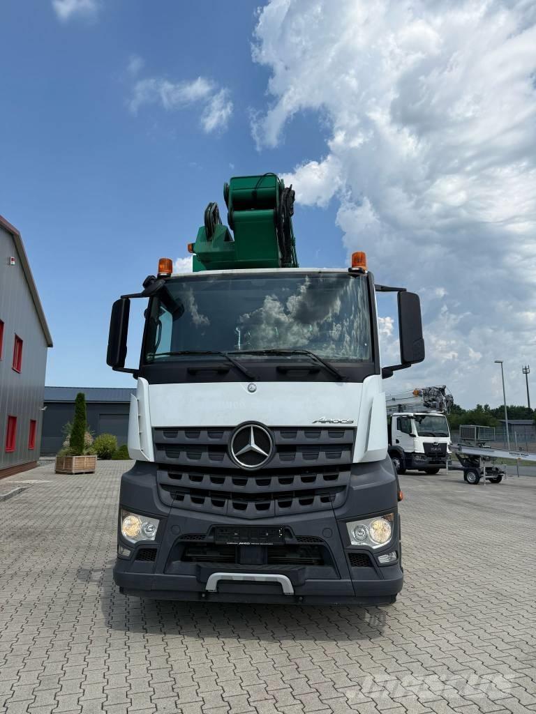 Mercedes-Benz 2643 Kraner til hårdt terræn