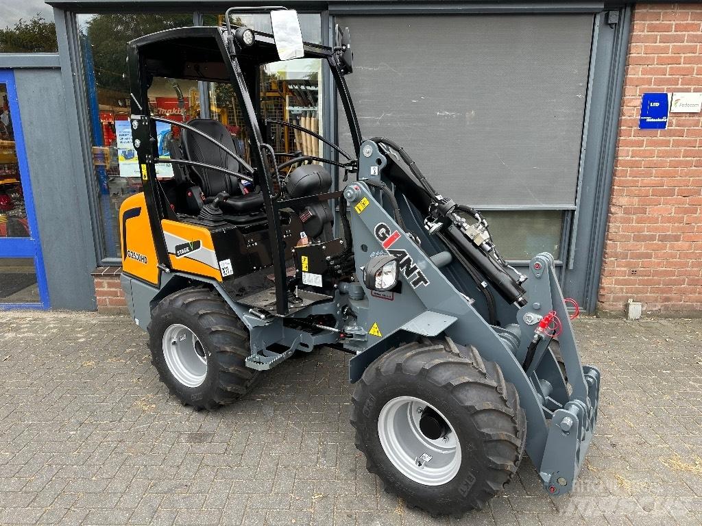 GiANT G2500HD Læssere