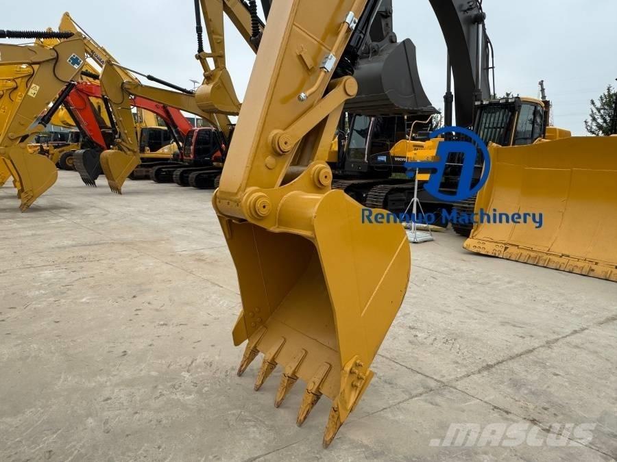 CAT 320D2 Gravemaskiner på larvebånd