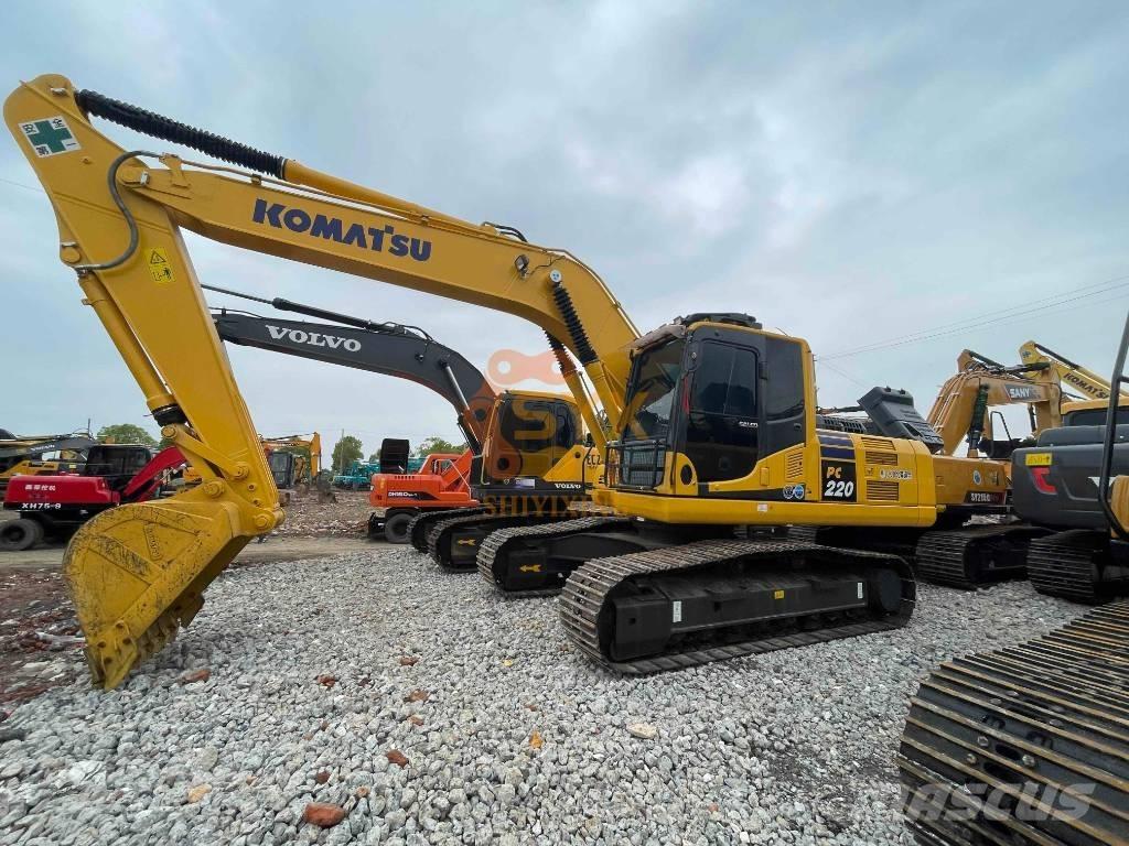 Komatsu PC 220-8M0 Gravemaskiner på larvebånd