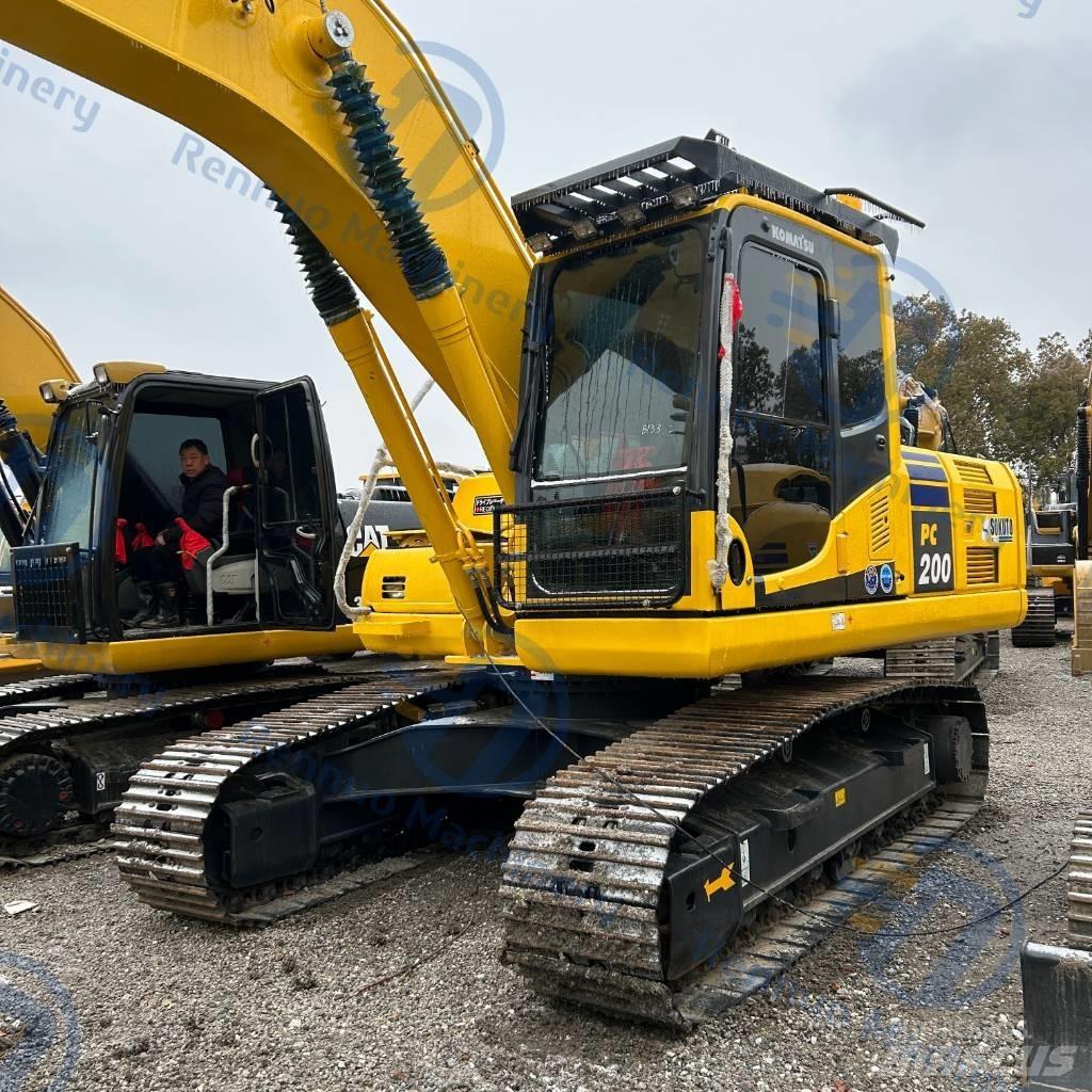 Komatsu PC200-8 Gravemaskiner på larvebånd
