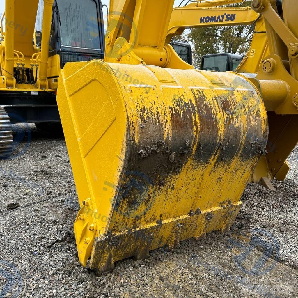 Komatsu PC200-8 Gravemaskiner på larvebånd