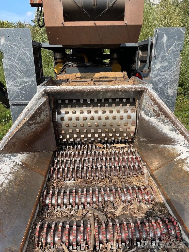Bentele BBT1100 Flishuggere / neddelere