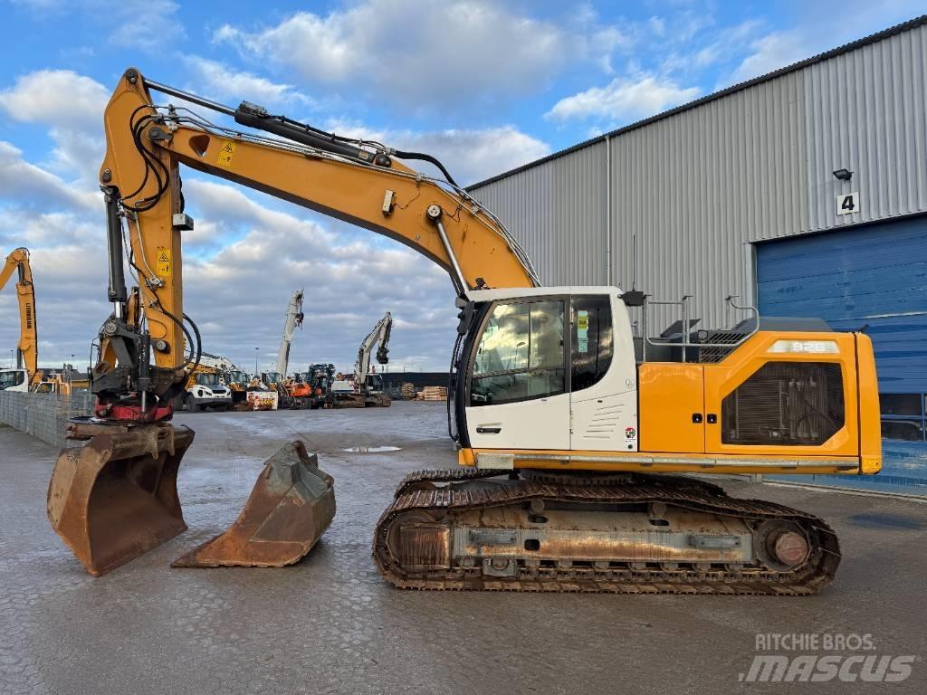 Liebherr R 926 Gravemaskiner på larvebånd