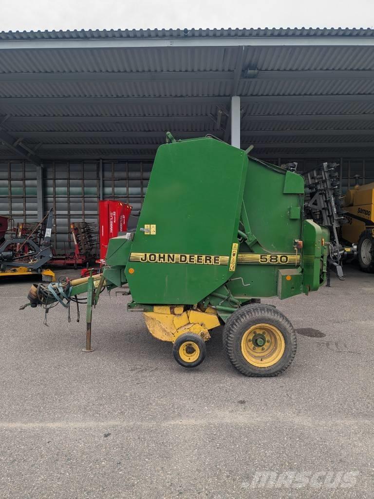 John Deere 580 Rundballe-pressere