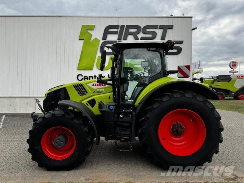 CLAAS AXION 870 Traktorer