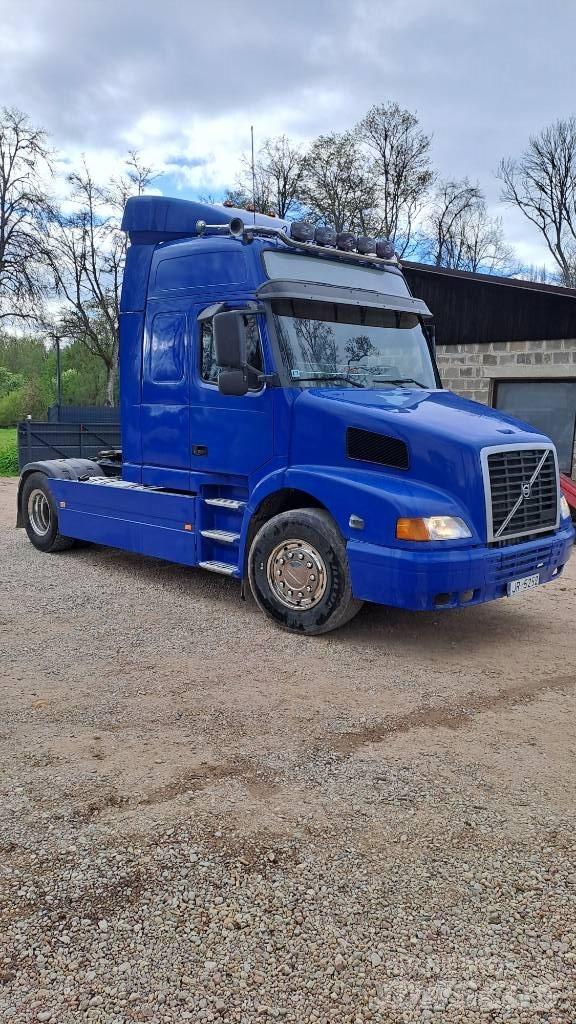 Volvo NH 12 Trækkere