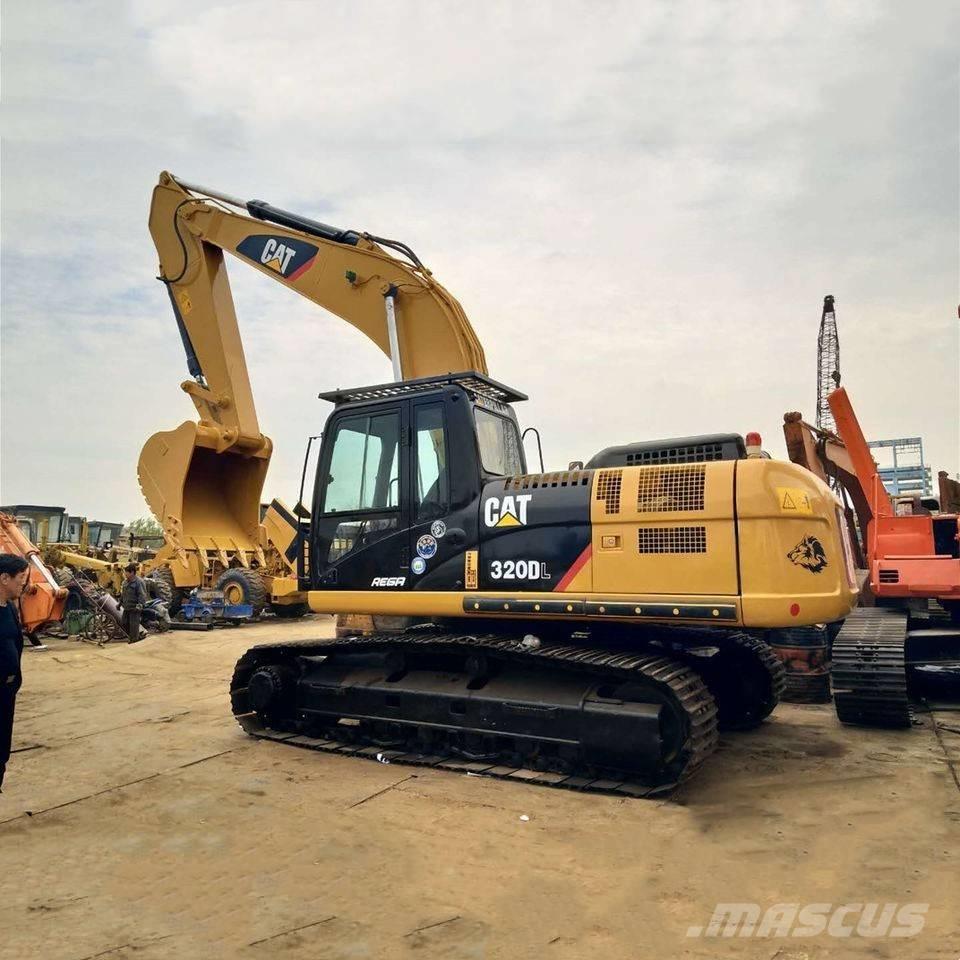 CAT 320D Gravemaskiner på larvebånd