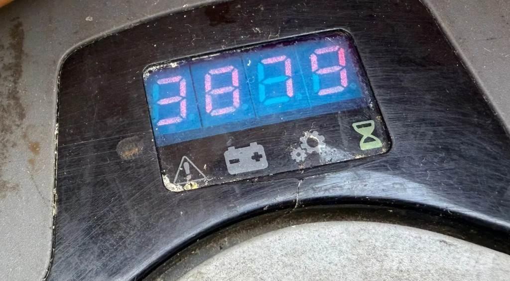 BT SWE200D Gaffelstabler med gående fører