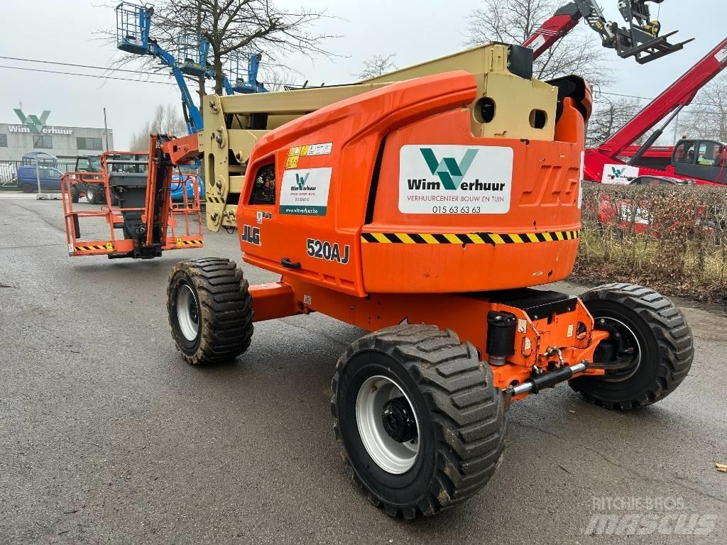 JLG 520 AJ Bomlifte med knækarm