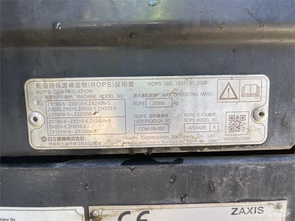 Hitachi ZX 210 LC-6 Gravemaskiner på larvebånd