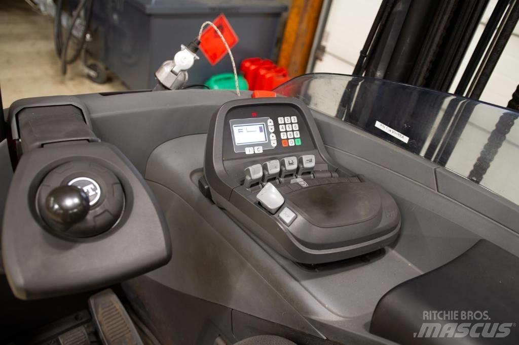 BT RR E 160 Reachtruck
