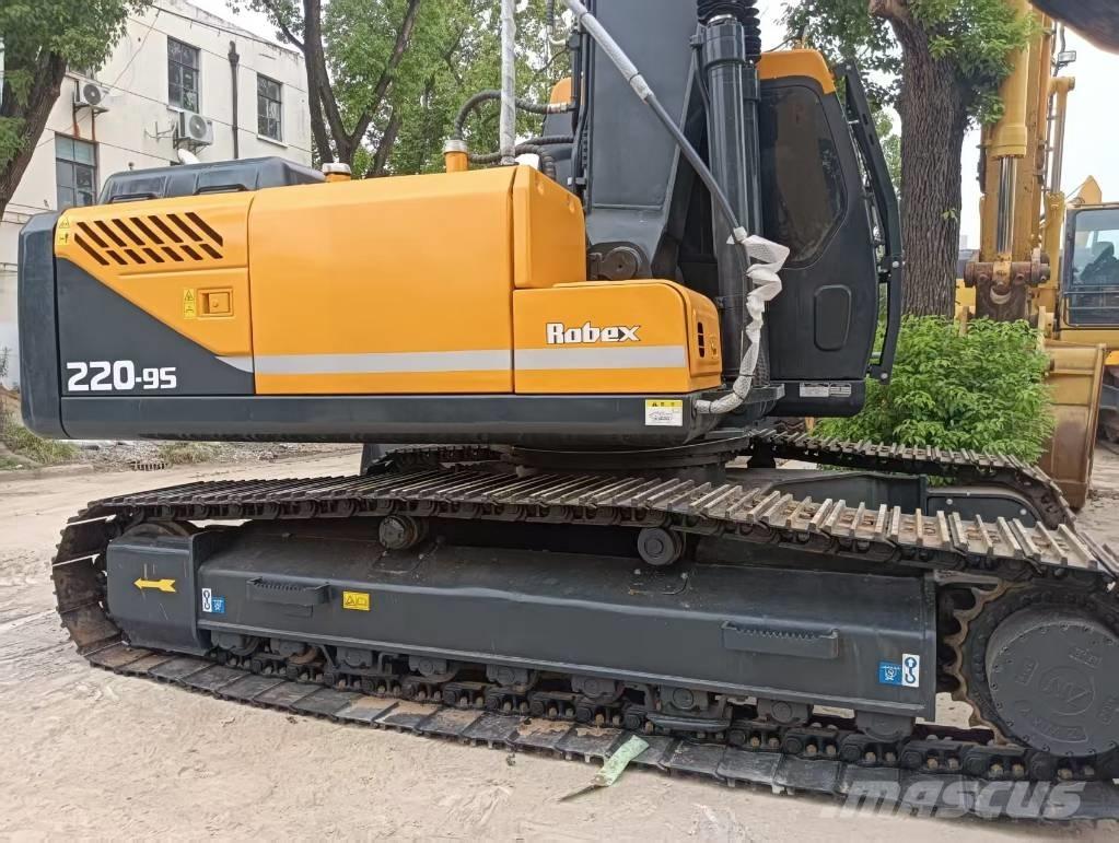 Hyundai 220LC -9S Gravemaskiner på larvebånd