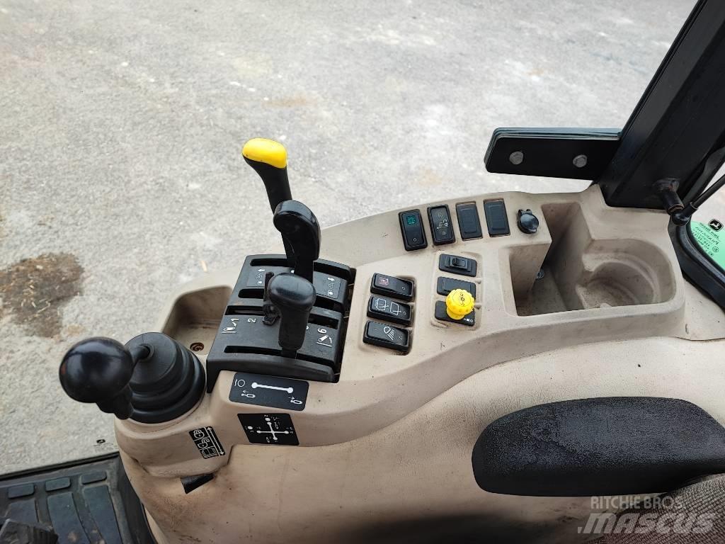 John Deere 3720 Kompakte traktorer