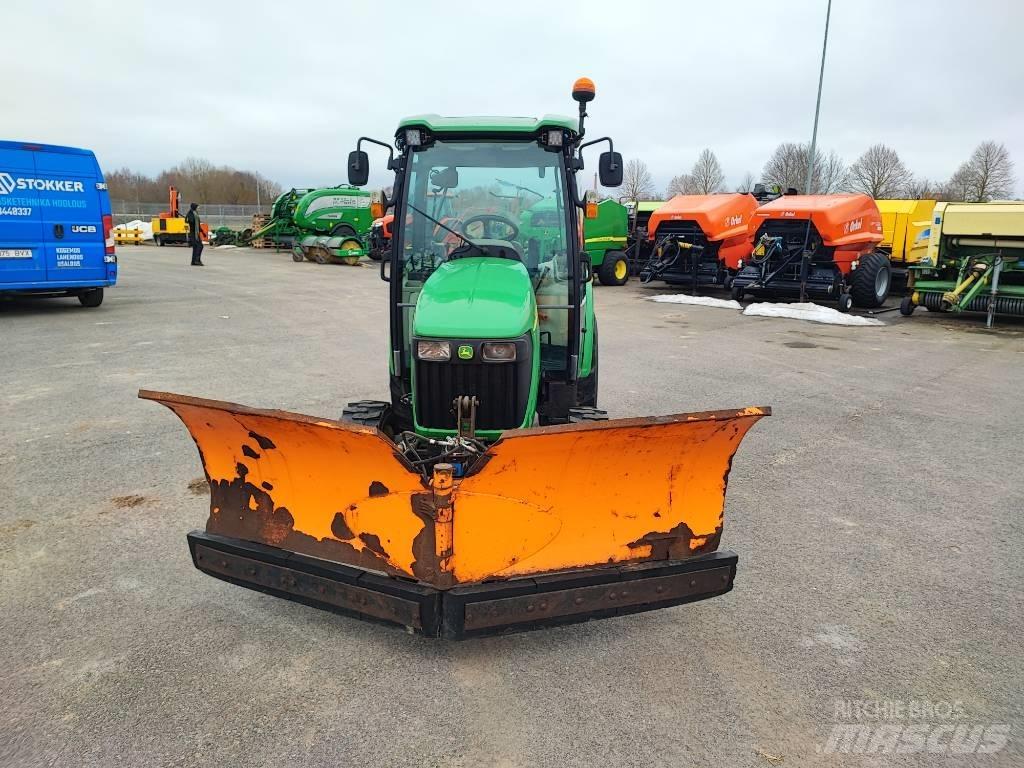 John Deere 3720 Kompakte traktorer