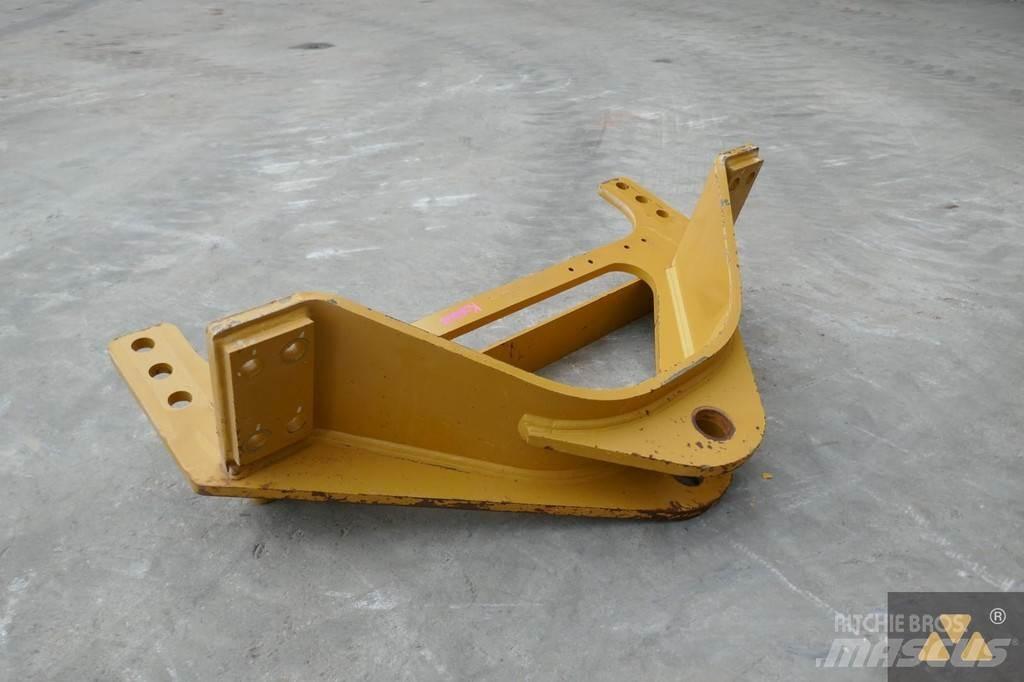 CAT 140M3 Drawbar Transport – Andet
