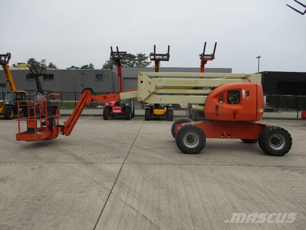JLG 510 AJ  (557) Kompakte selvkørende bomlifte