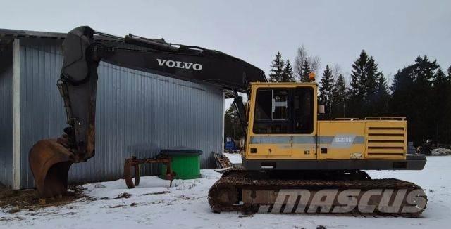 Volvo EC 230B Gravemaskiner på larvebånd