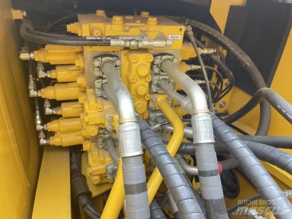 CAT 315 E Midi-gravemaskiner 7t - 12t