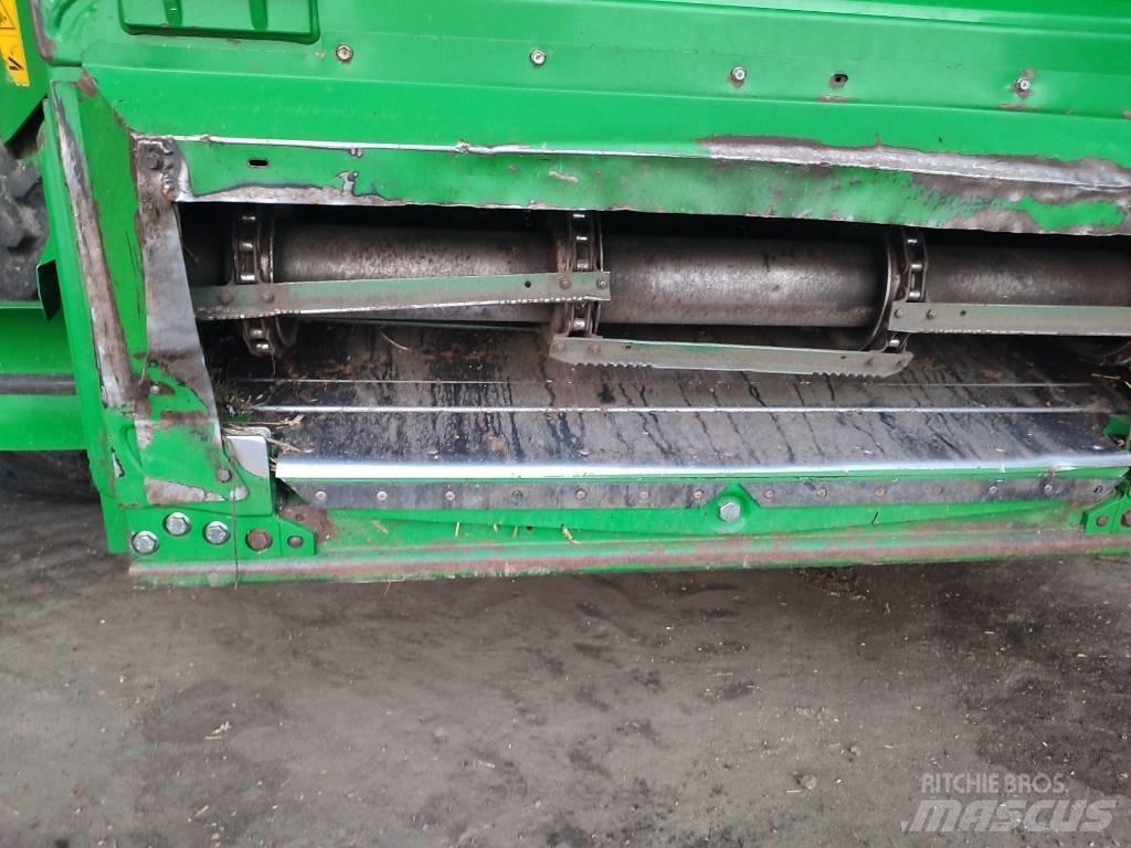 John Deere T 670 i Mejetærskere