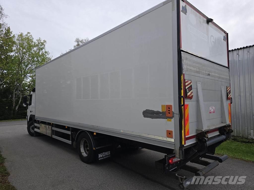 Volvo FM330 4X2 Fast kasse