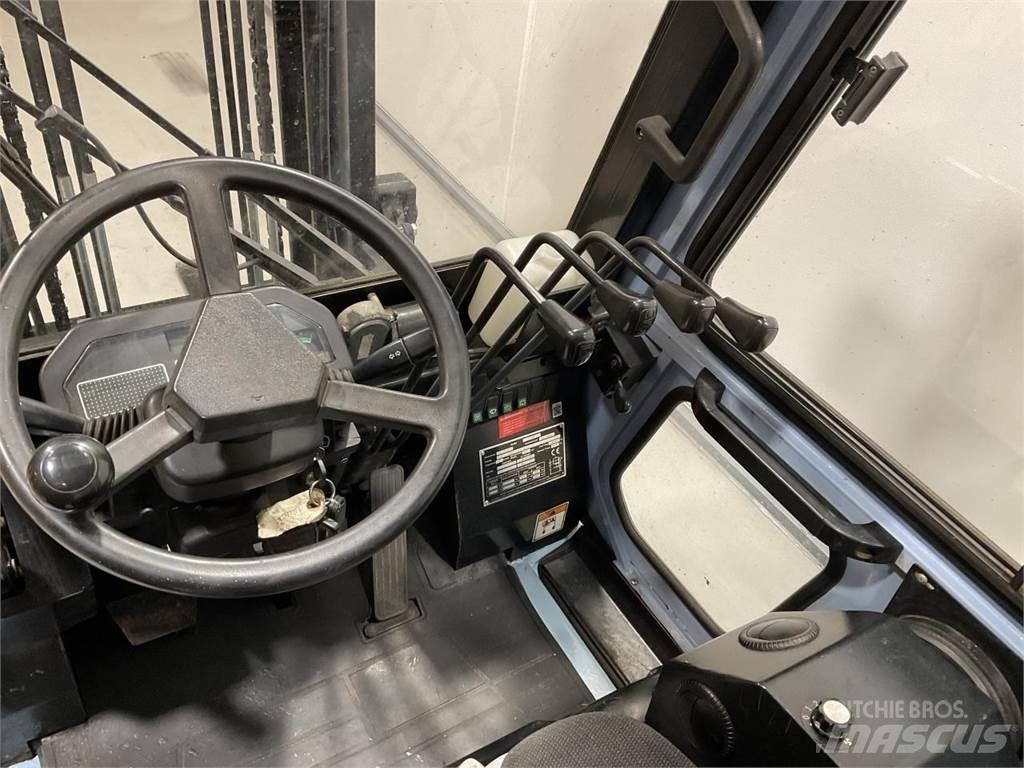 Utilev UT30P Diesel gaffeltrucks