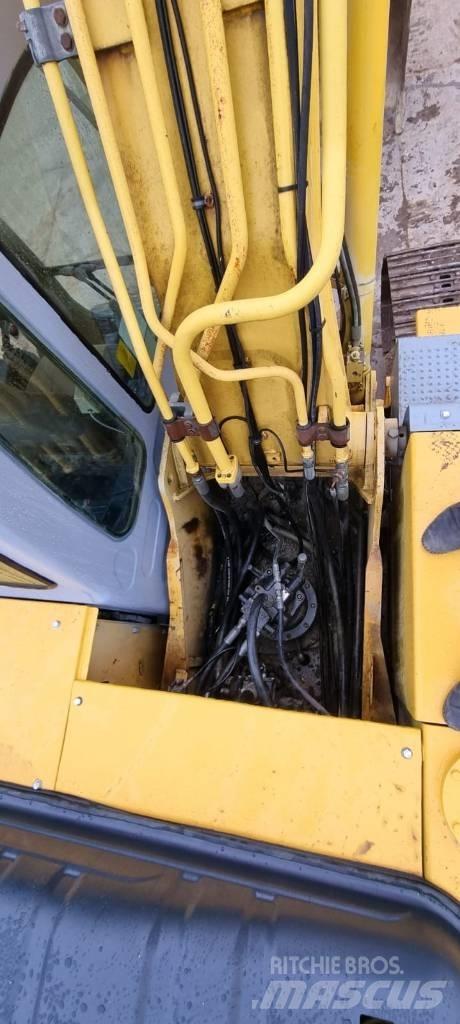 New Holland 215 B Gravemaskiner på larvebånd
